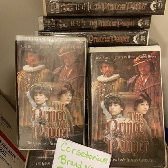 The Prince And The Pauper VHS Alan Bates, Aidan Quinn, Jonathan Hyde,Timmins new - Picture 3 of 3
